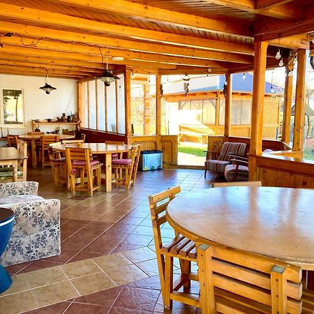 Pensiunea Casa-Stefanel Sadova  Bagian luar foto