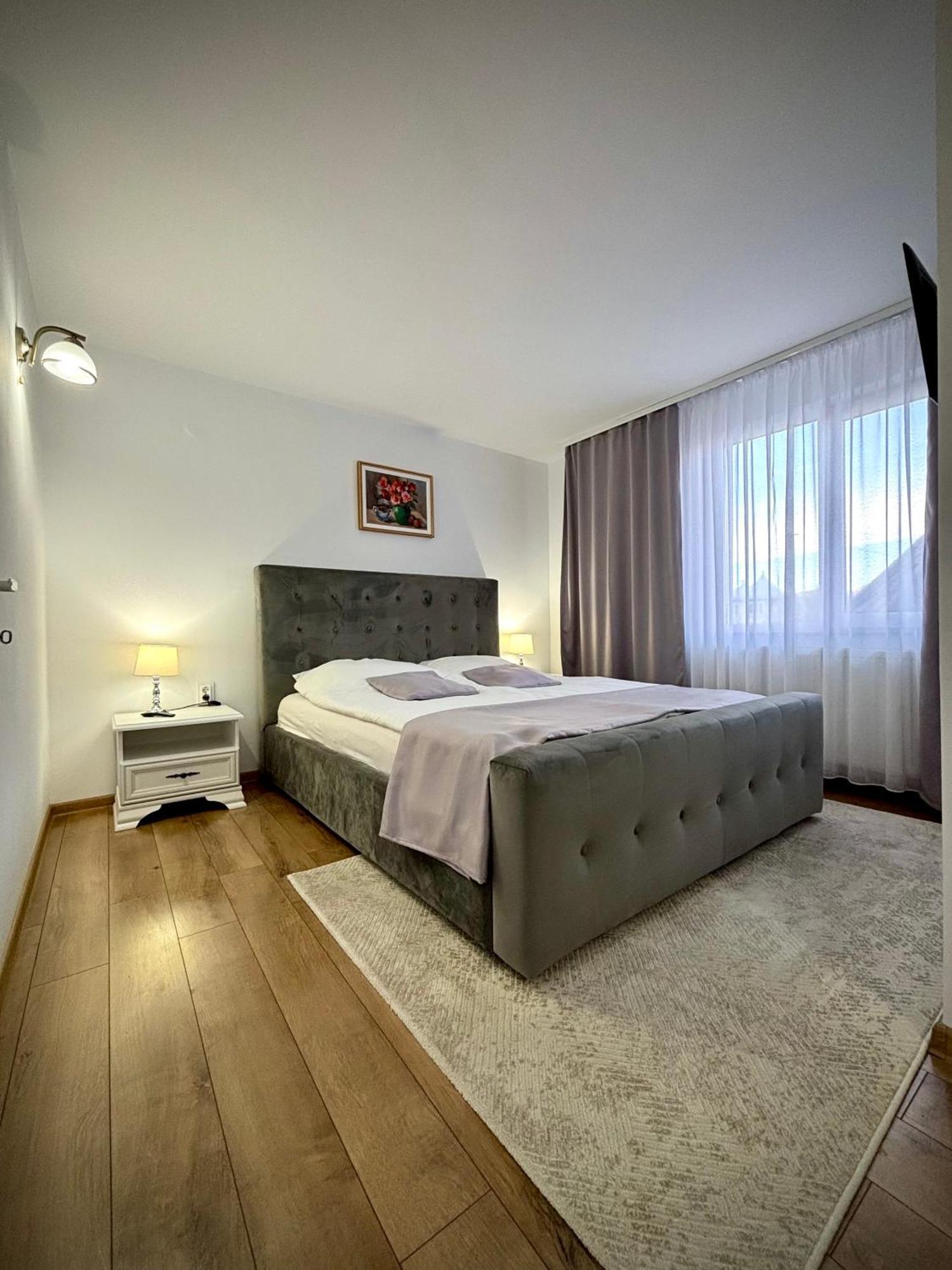 Pensiunea Casa-Stefanel Sadova  Bagian luar foto